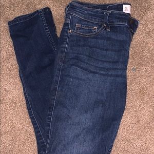Dark wash super skinny jeans